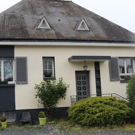 Chez Delphine Bed & Breakfast Амбоаз Екстериор снимка