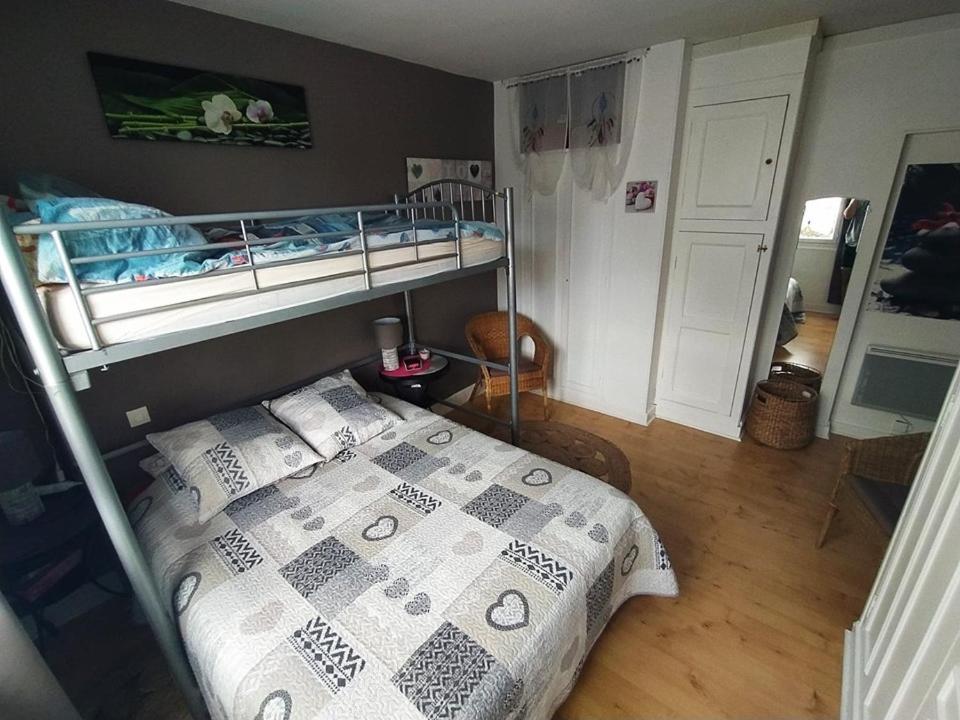 Chez Delphine Bed & Breakfast Амбоаз Екстериор снимка