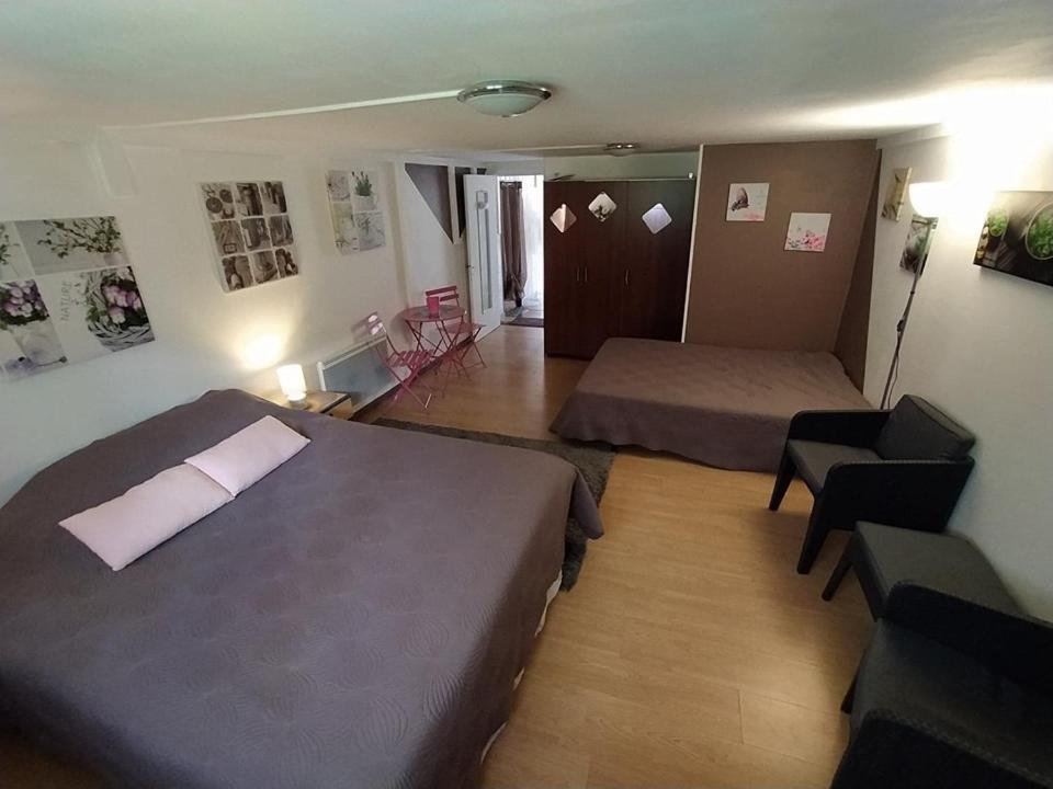 Chez Delphine Bed & Breakfast Амбоаз Екстериор снимка