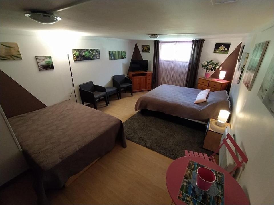 Chez Delphine Bed & Breakfast Амбоаз Екстериор снимка